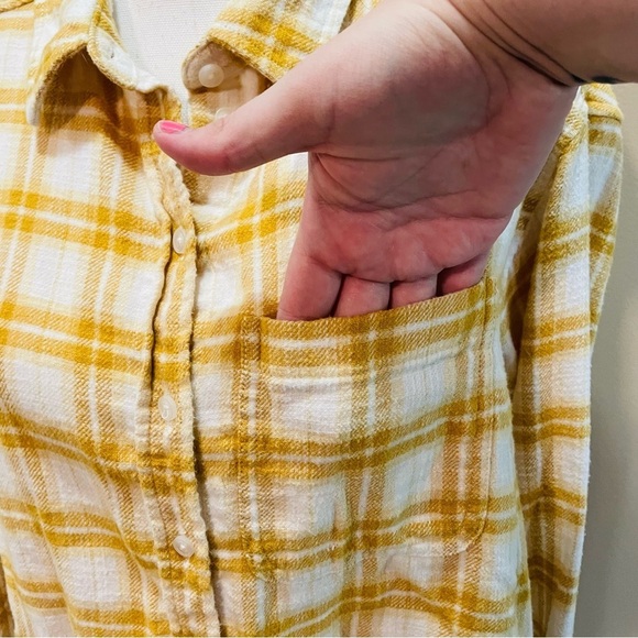 American Eagle Yellow Plaid Flannel Button Down Shirt Small - Picture 2 of 7